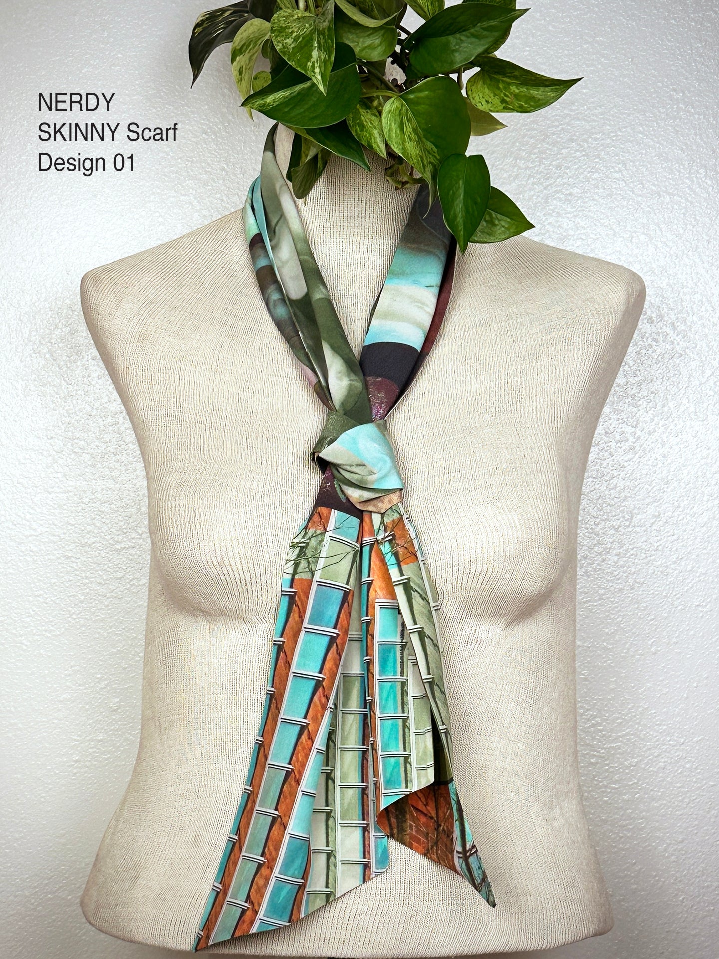 NERDY SKINNY Seattle Scarf